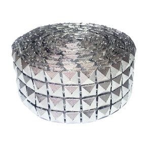 Banda Panglica cu Strasuri Decorativa de Lipit Aplicat din Acril 6 Siruri Rhinestones Argintiu-Silver Gri Patrate 1 m 100 cm