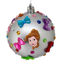 Încărcați imaginea în Galerie, Set Globuri de Craciun Disney pentru Copii Brad Pom Princess Team Belle Alba ca Zapada Cenusareasa Aurora 4 buc 8 cm si Bestia Frumoasa